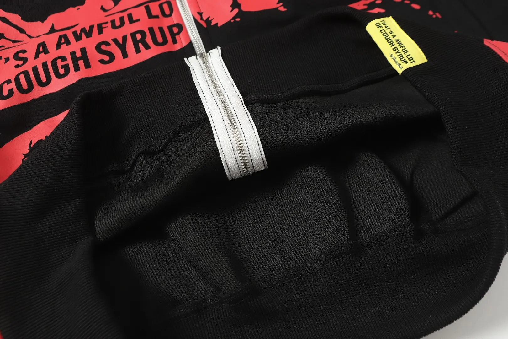 ｜ T 001# ｜ THAT'S A AWFUL LOT OF COUGH SYRUP Same Style. （fabric): Sizes（size）：S-M L X L （colour）： - / - / - ：T 002#｜ ：（fabric）： Sizes（size）：S-M-L-XL （couour）： - / - /